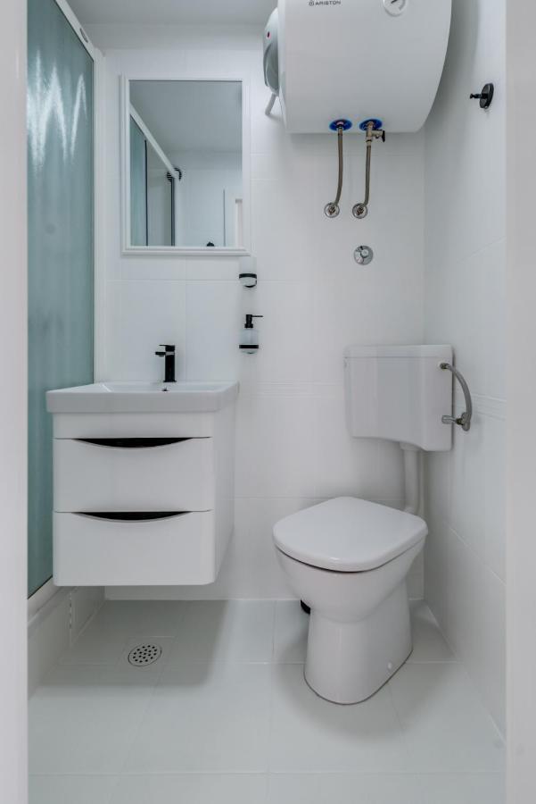 Beachfront Apartments สปลิท ภายนอก รูปภาพ